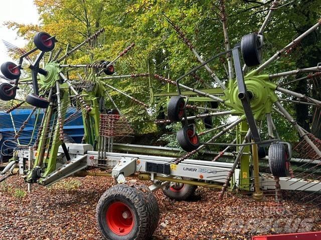 CLAAS Liner 3500 耙與翻草機