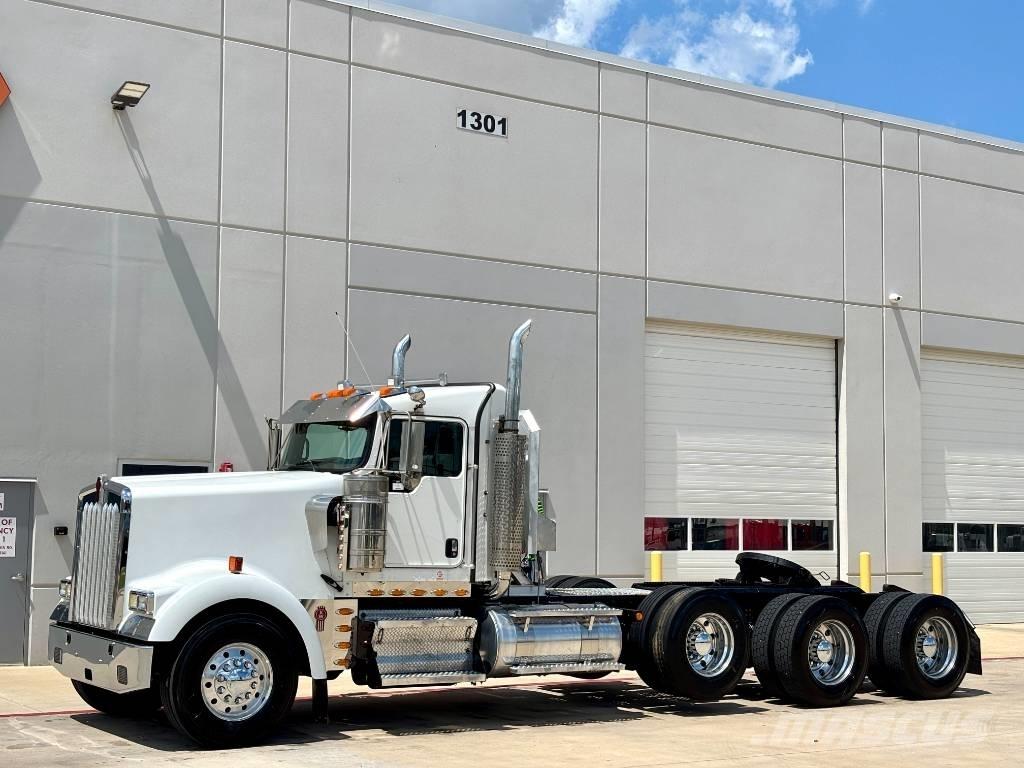 Kenworth W 900 曳引機組件