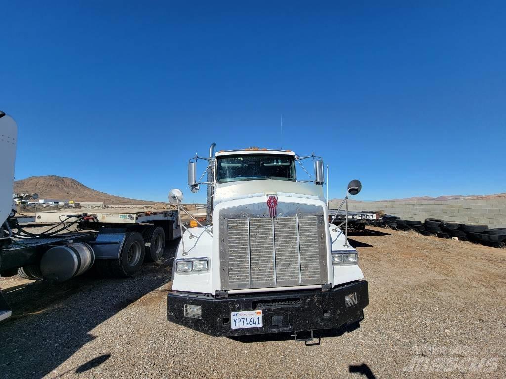 Kenworth T 800 曳引機組件