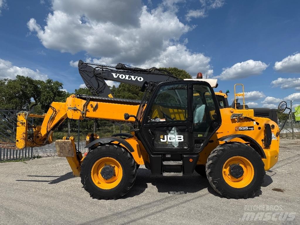 JCB 540-140 伸縮臂操作車