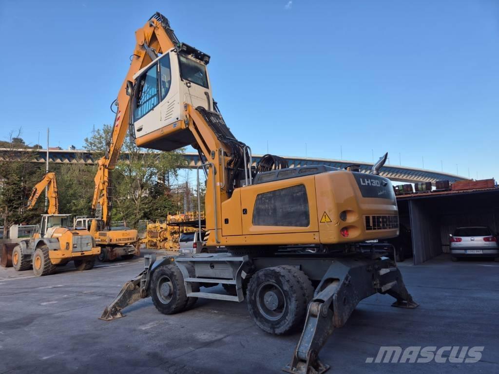 Liebherr LH 30 M 廢棄物/工業用操作車