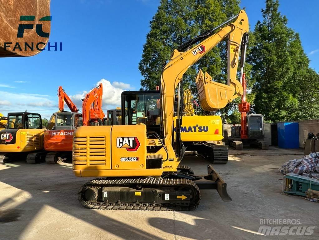 CAT CAT305.5E2 小型挖土機/掘鑿機<7t(小型挖掘機)