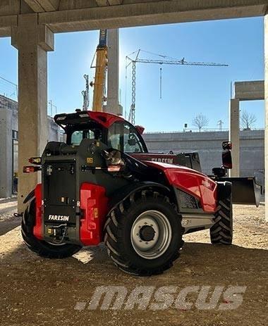 Faresin 7.40 伸縮臂操作車