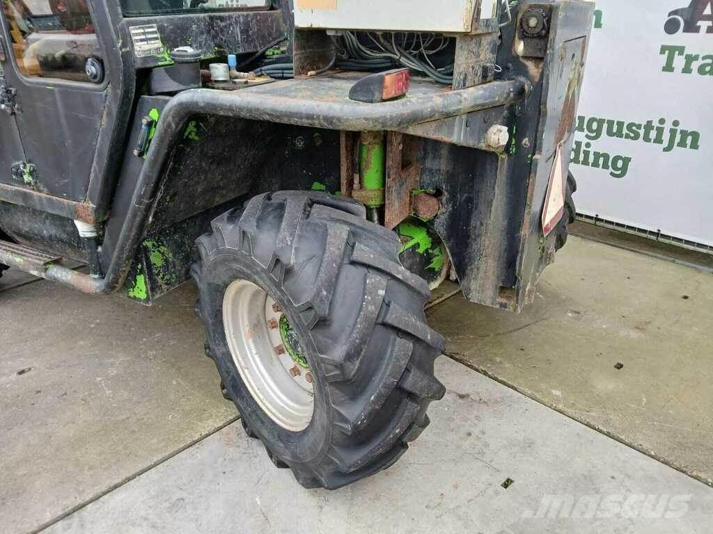 Merlo P35.7 EVT 伸縮臂操作車