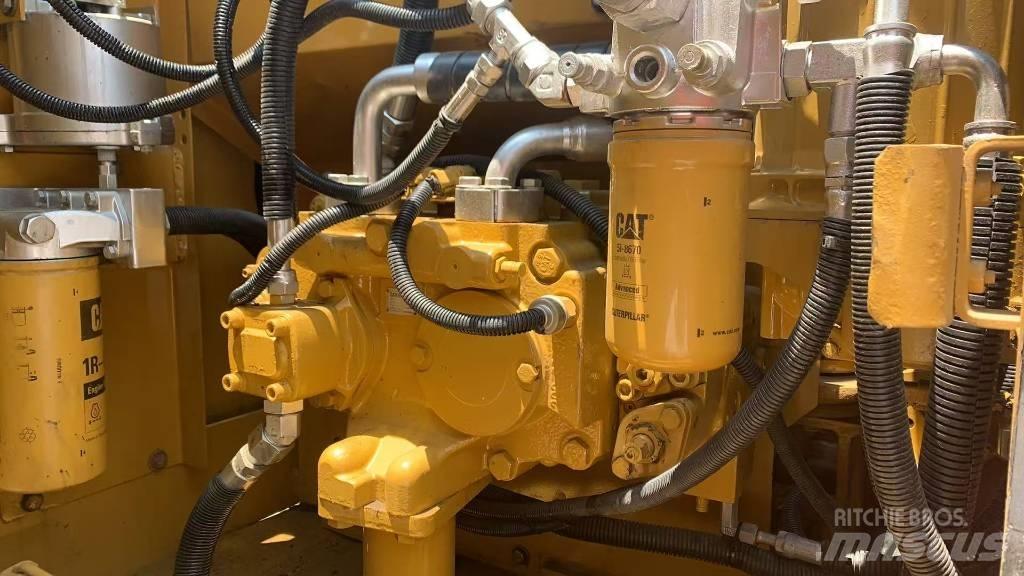 CAT 323 D 履帶式 挖土機/掘鑿機/挖掘機