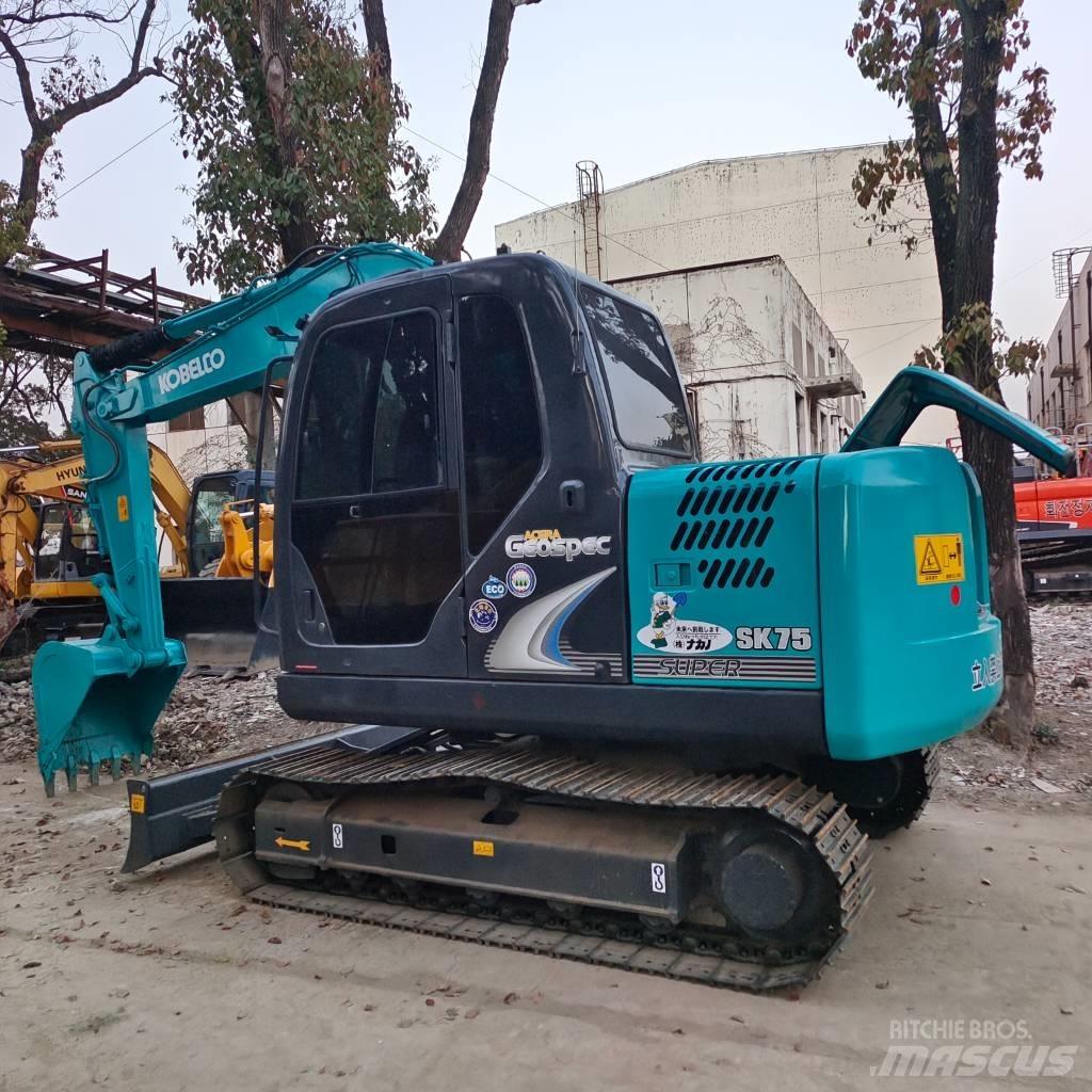 Kobelco SK75 中型挖土機/掘鑿機/挖掘機 7t-12t