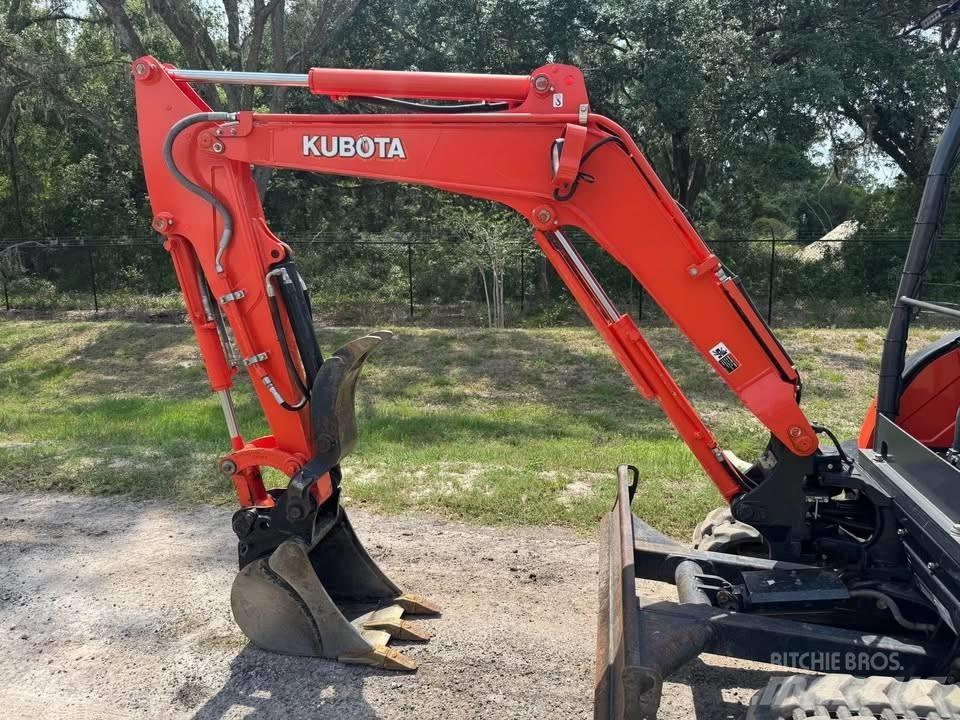 Kubota KX 71-3 小型挖土機/掘鑿機<7t(小型挖掘機)