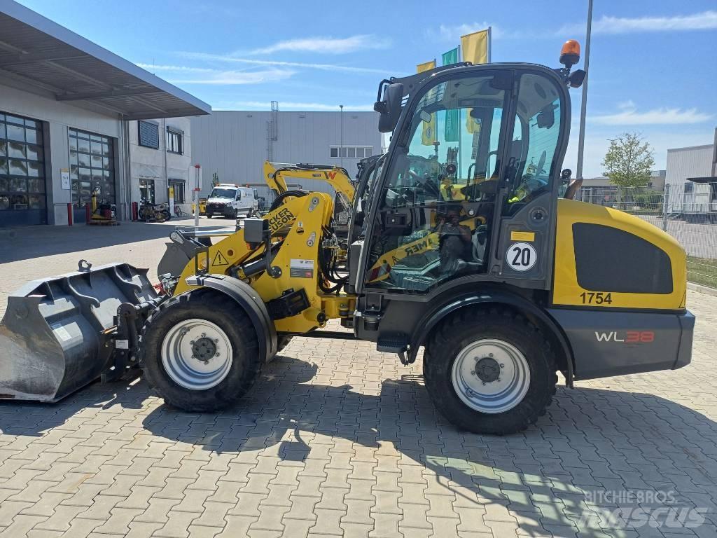 Wacker Neuson WL38 輪胎式裝載機