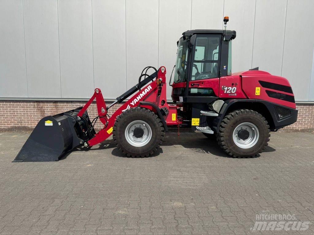 Yanmar V120 輪胎式裝載機
