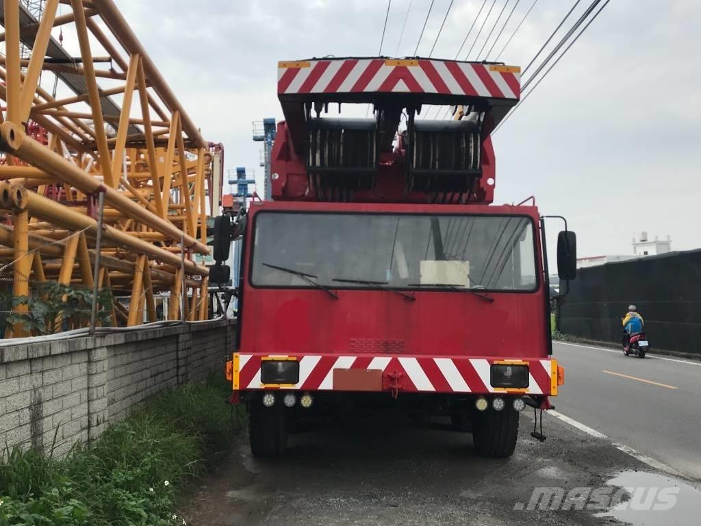 Liebherr LTM 1800 全路面起重機/吊車
