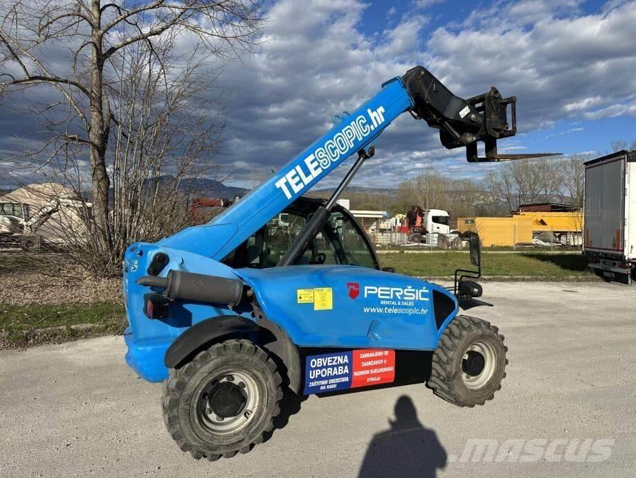 Manitou MT 625 伸縮臂操作車