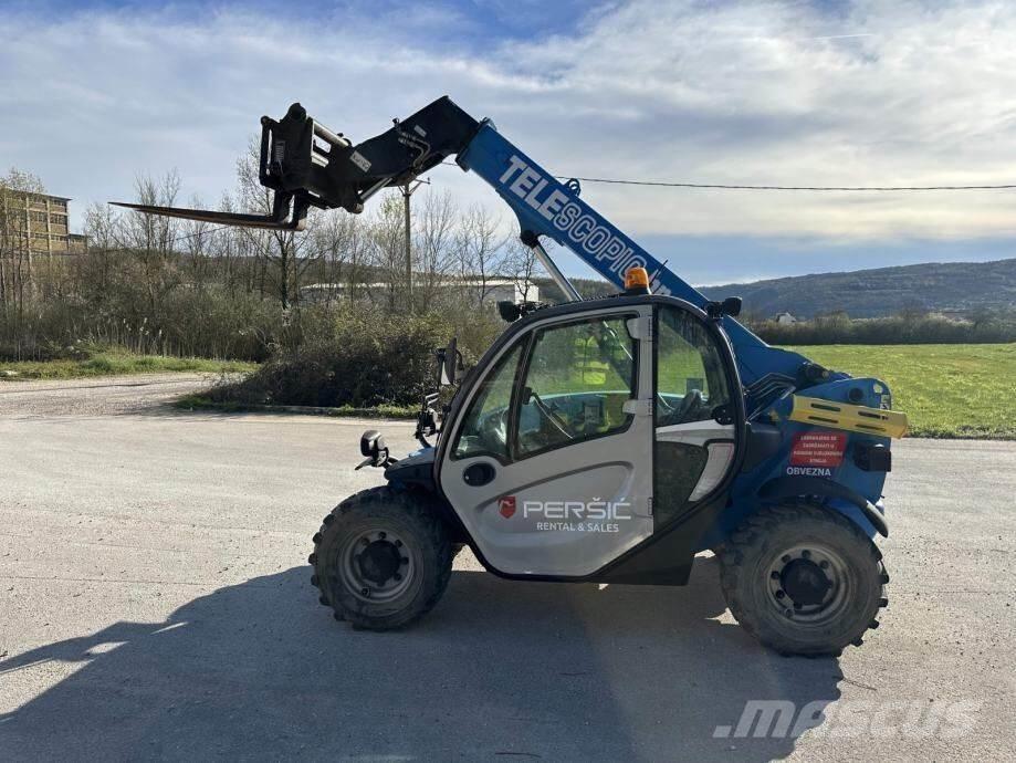 Manitou MT 625 伸縮臂操作車
