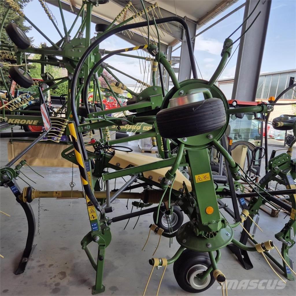 Krone VENDRO 470 耙與翻草機