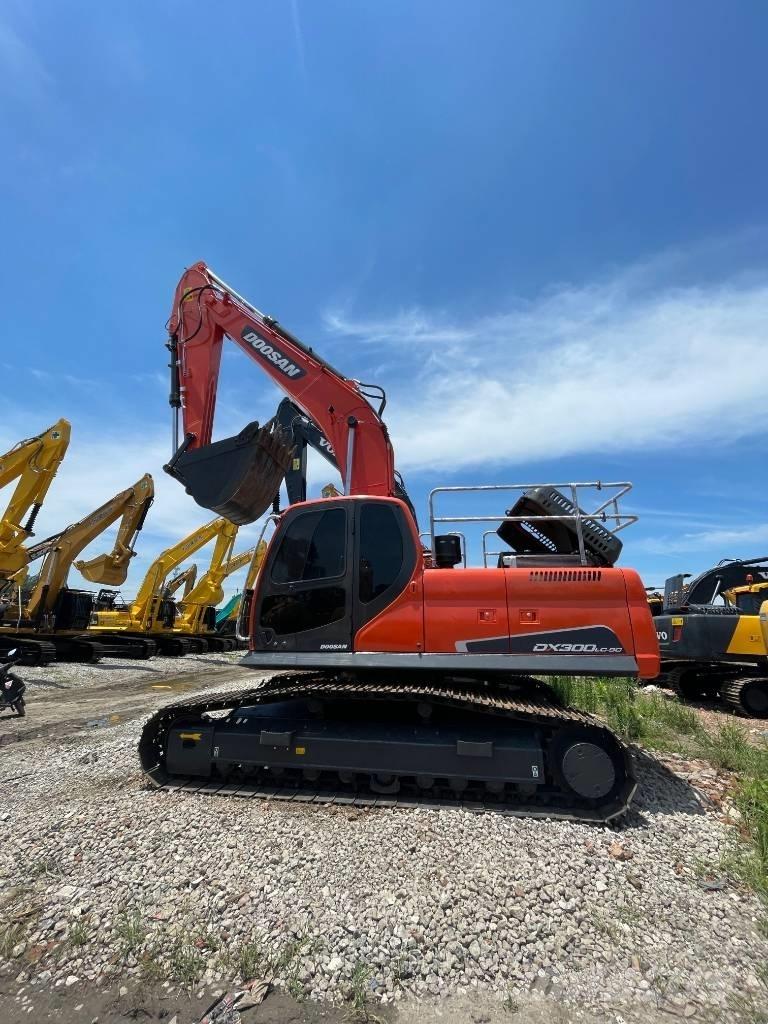 Doosan DX 300 LC 履帶式 挖土機/掘鑿機/挖掘機