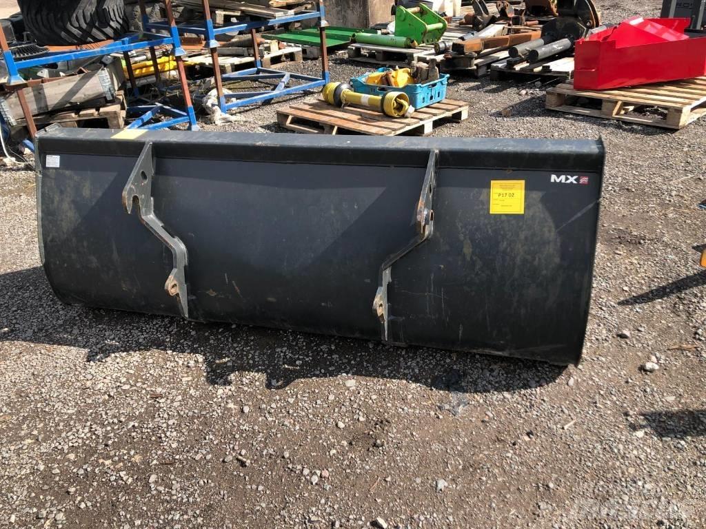 MX 200 Bucket 前端裝載機配件