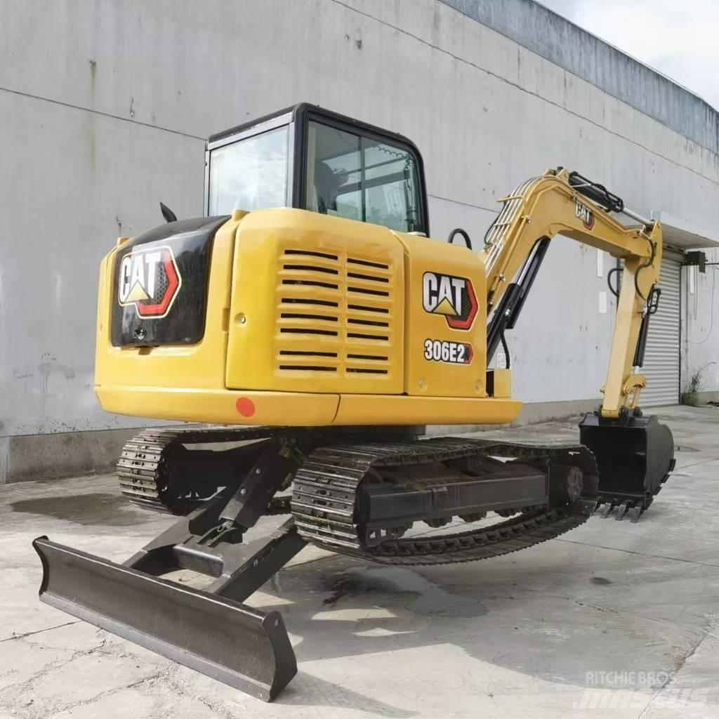 CAT 306E2 小型挖土機/掘鑿機<7t(小型挖掘機)