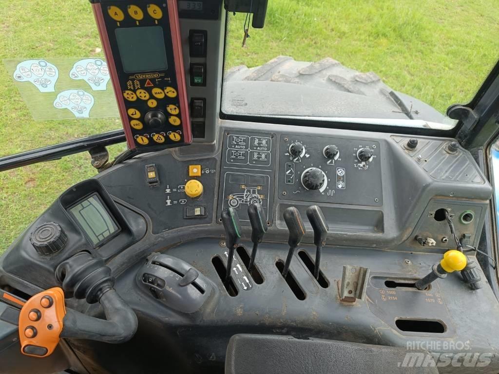 New Holland TM 190 曳引機