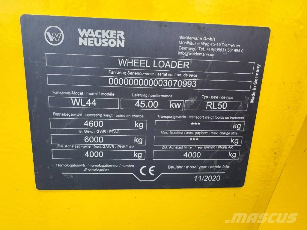 Wacker Neuson WL44 輪胎式裝載機