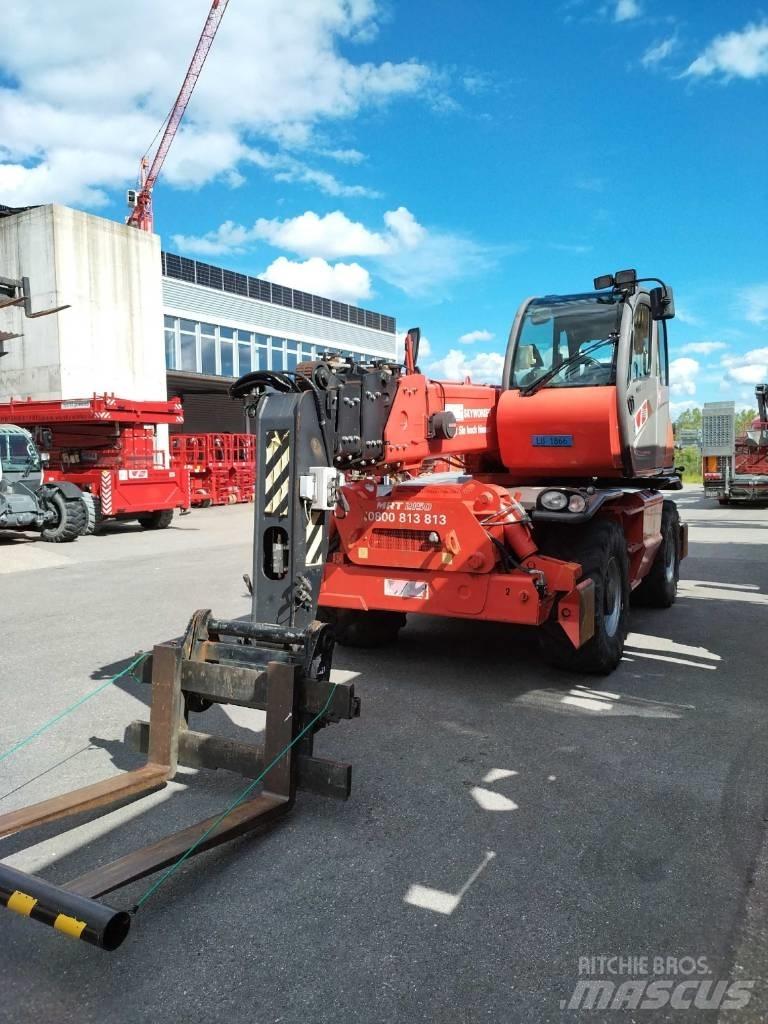 Manitou MRT 2150 伸縮臂操作車