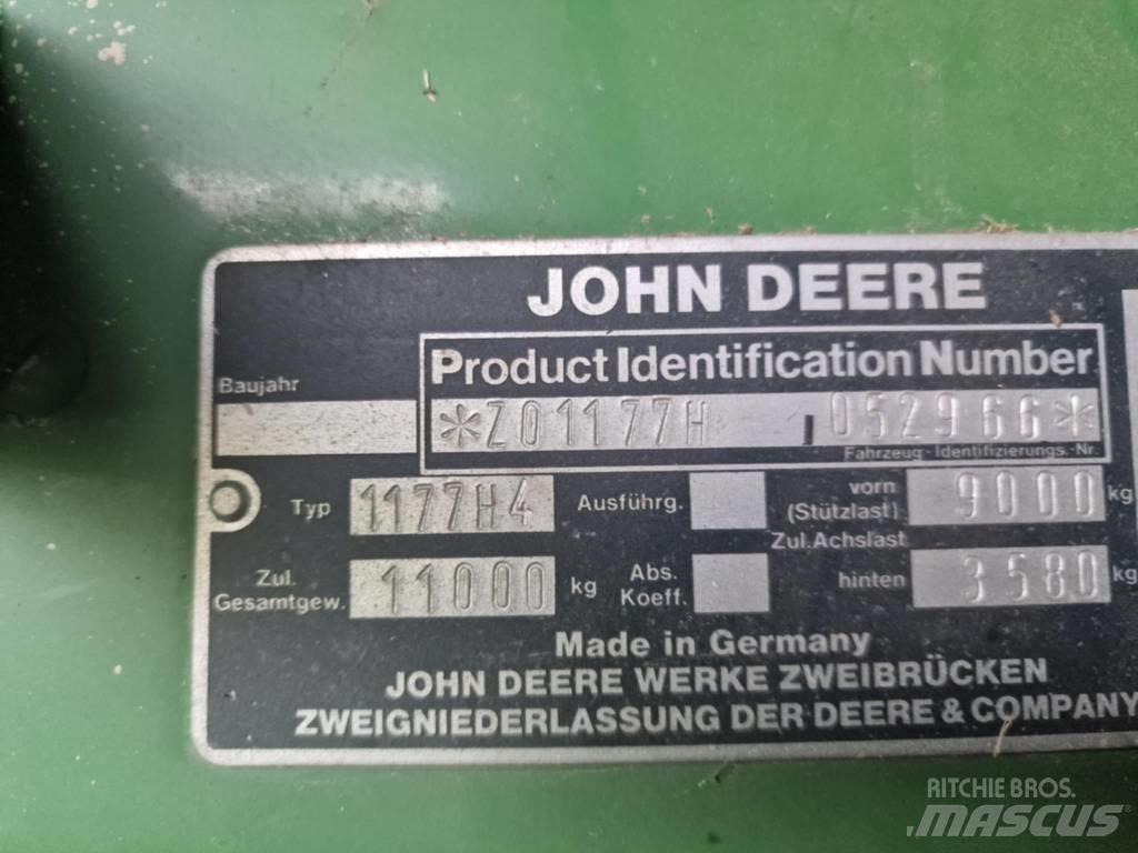 John Deere 1177 聯合收穫機
