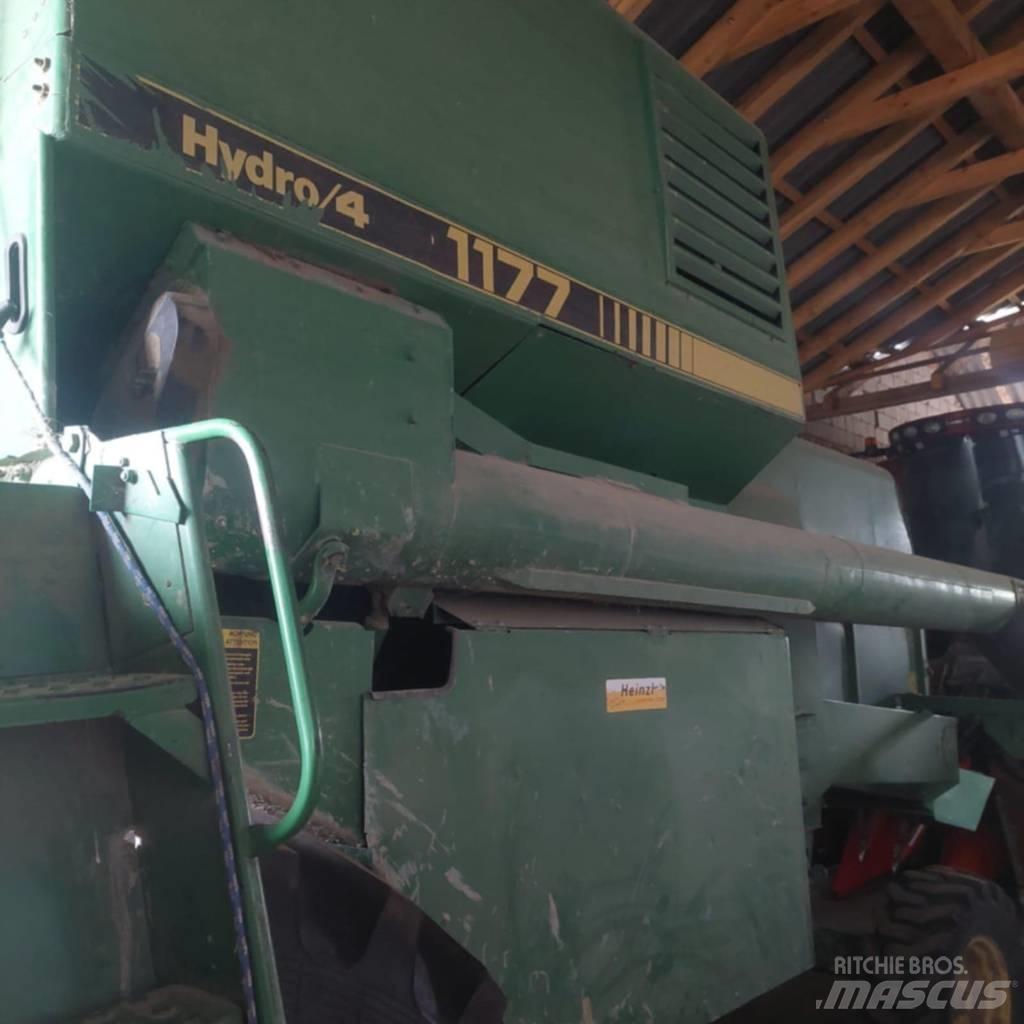 John Deere 1177 聯合收穫機