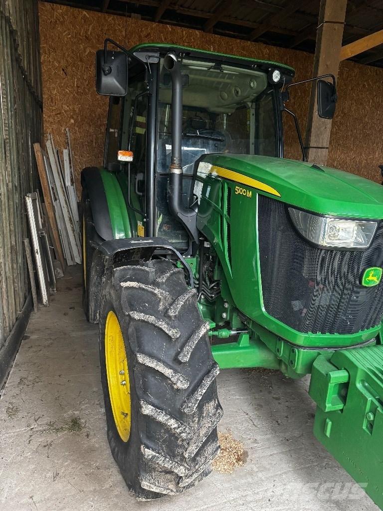 John Deere 5100 M 曳引機