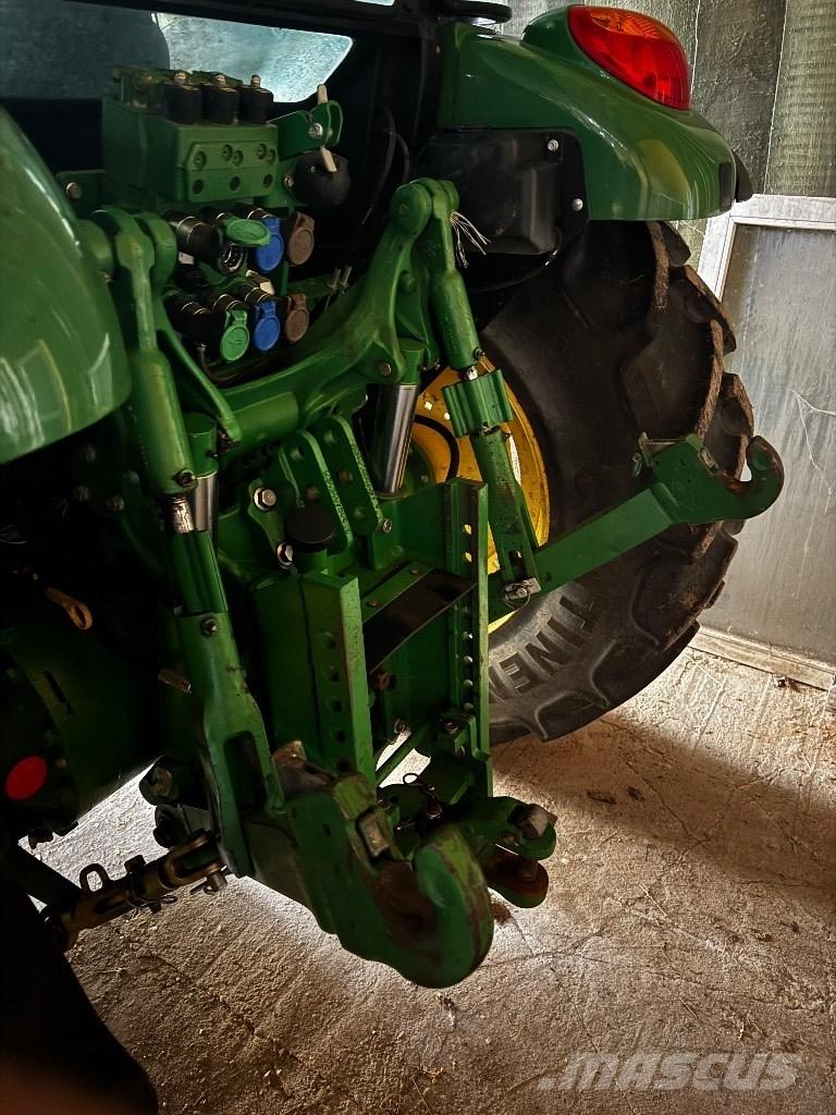 John Deere 5100 M 曳引機