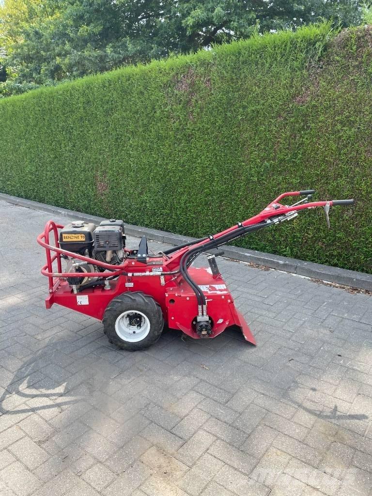 Barreto 1320 雙輪曳引機與耕耘機