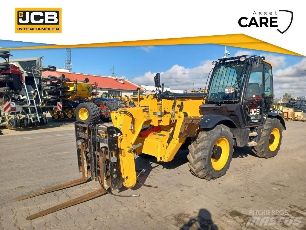 JCB 535-125 伸縮臂操作車