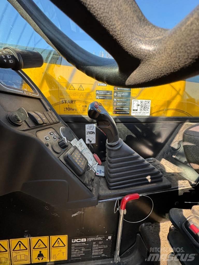 JCB 535-95 伸縮臂操作車