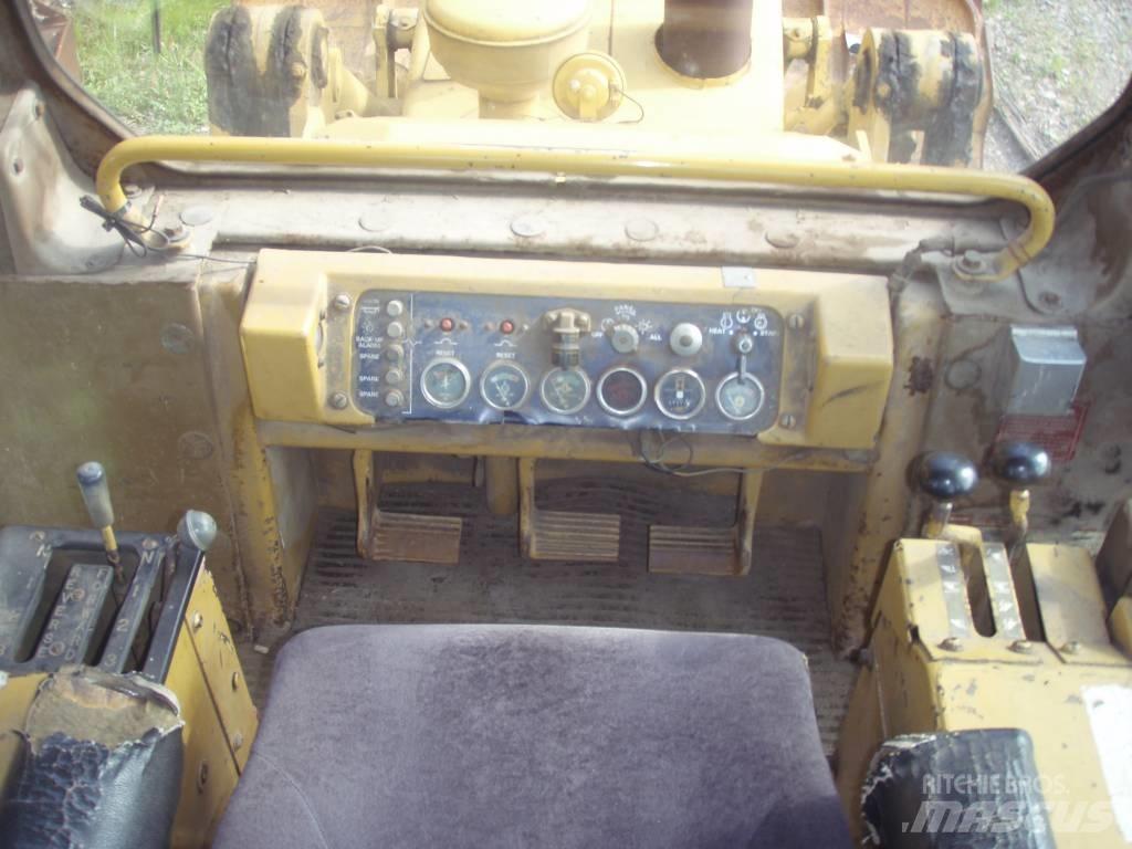 CAT 955 L 推土機