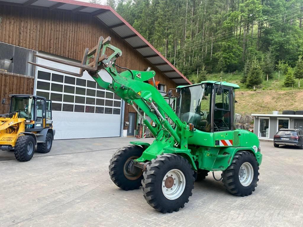 Volvo L 30 輪胎式裝載機