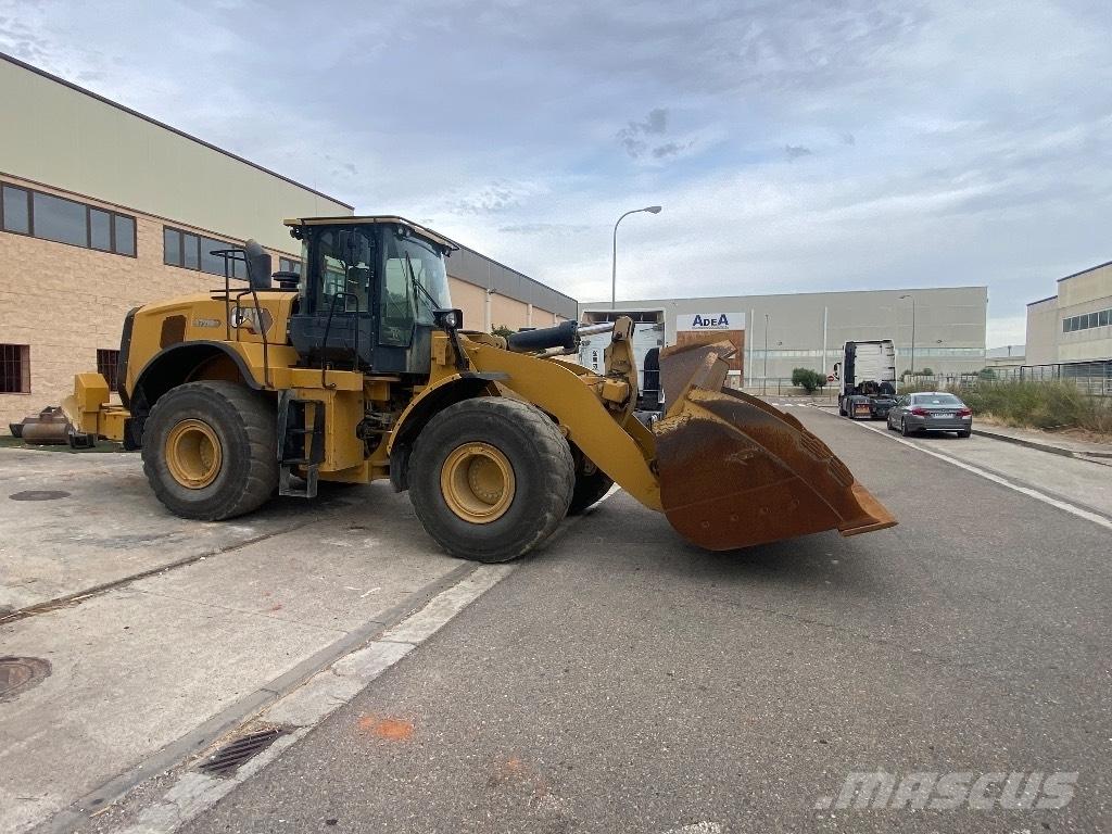 CAT 972 M 輪胎式裝載機