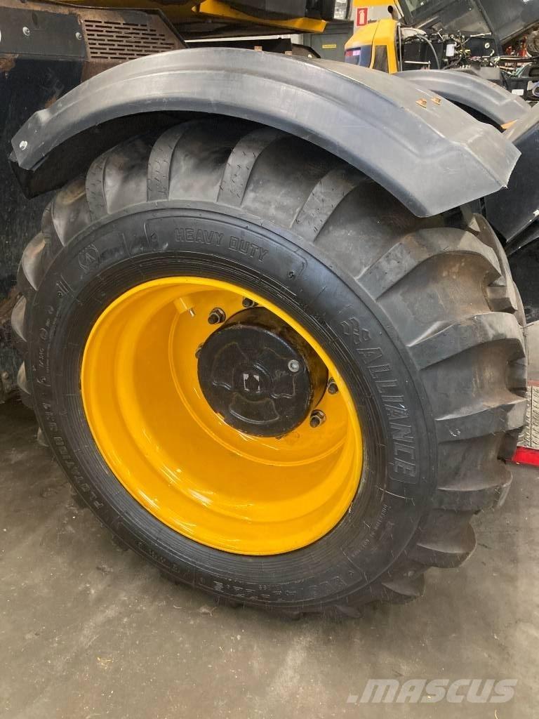 JCB Hydradig HD110W 旋轉式挖土機/掘鑿機/挖掘機