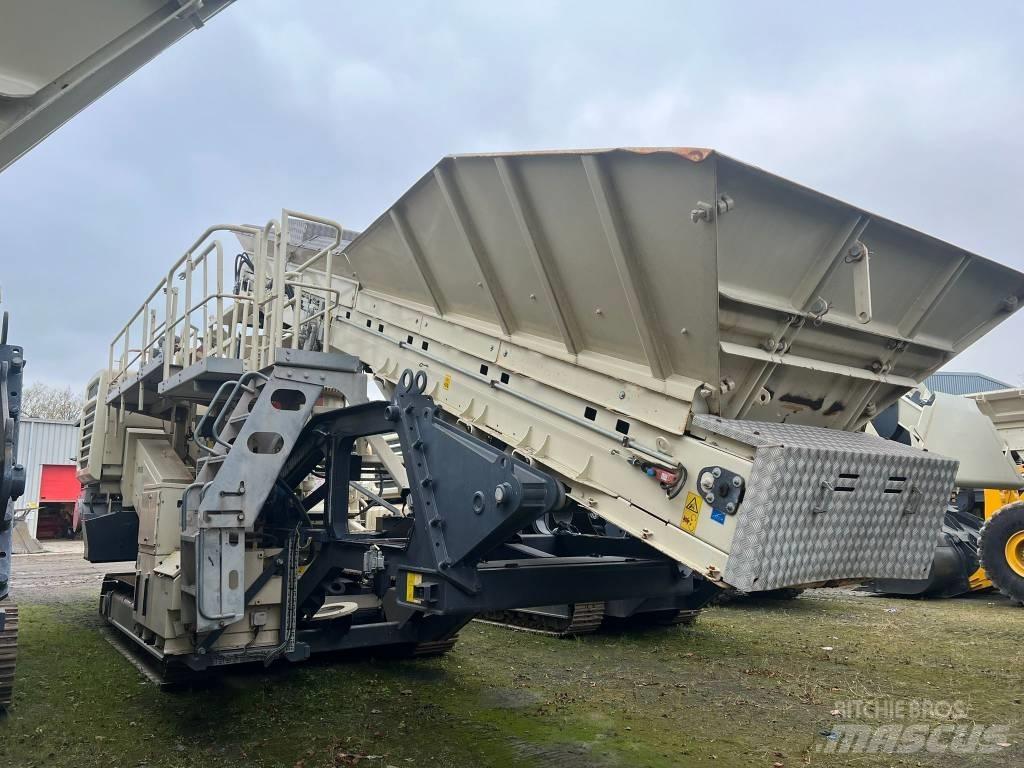 Metso LT 300 HP 移動式壓碎機