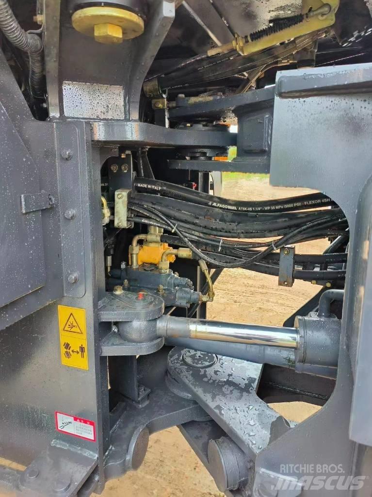 LiuGong CLG 856 H 輪胎式裝載機