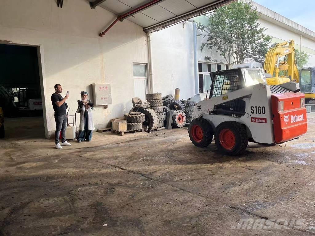 Bobcat S 160 滑移轉向裝載機