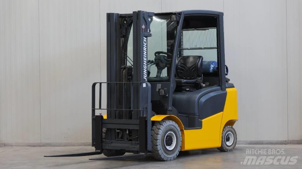 Jungheinrich TFG 320 液化石油氣LPG卡車