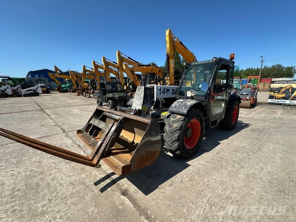 Bobcat TL 30.60 伸縮臂操作車