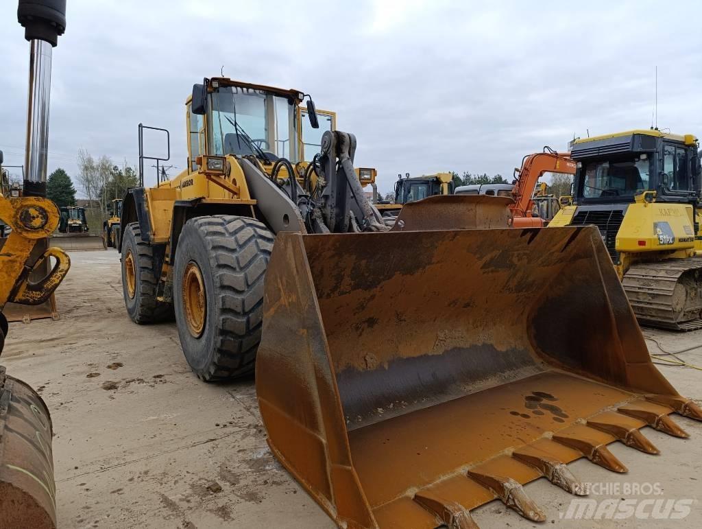 Volvo L 180 E 輪胎式裝載機