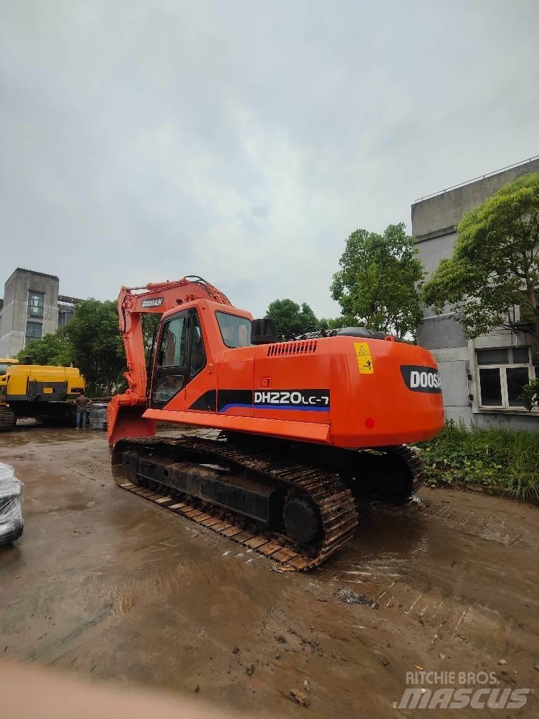 Doosan 220 LC-7 履帶式 挖土機/掘鑿機/挖掘機