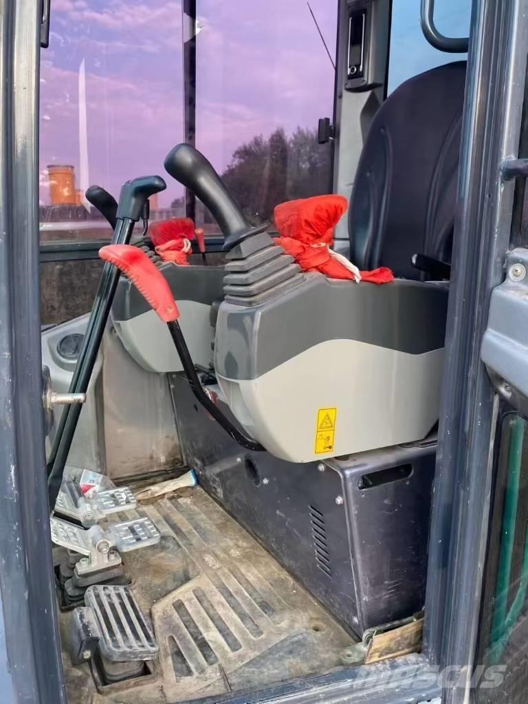 Sunward SWE 25 UF 小型挖土機/掘鑿機<7t(小型挖掘機)