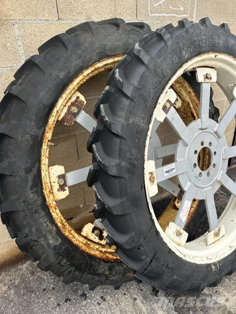 Michelin 230/95R48 輪胎、車輪和輪圈