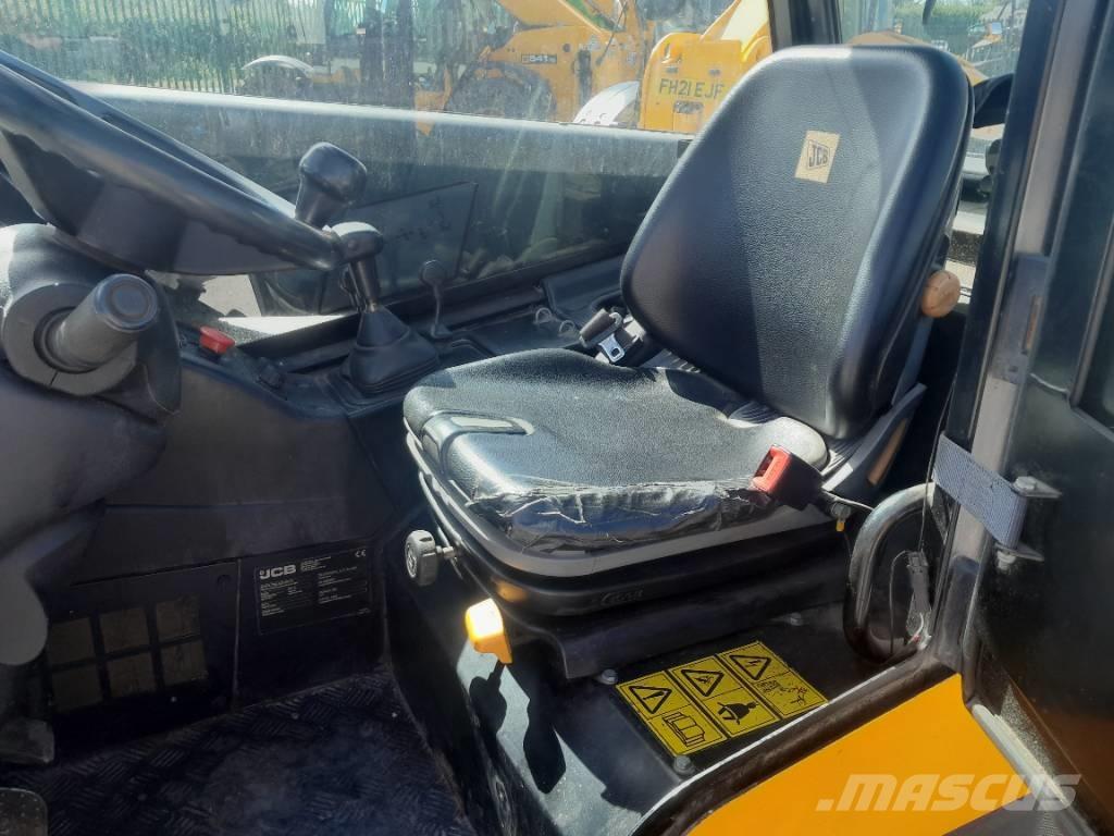 JCB TLT 35 D 柴油卡車