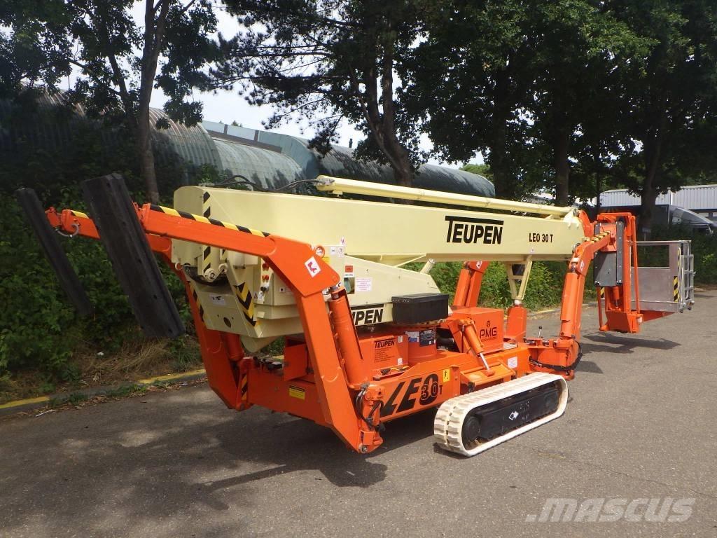Teupen LEO30T 曲臂高空作業車