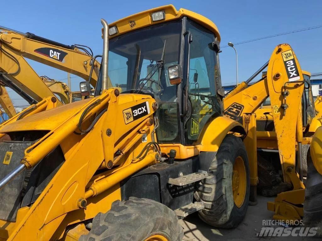 JCB 3 CX 反鏟裝載機