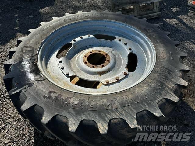 Mitas ROW CROPS 輪胎、車輪和輪圈
