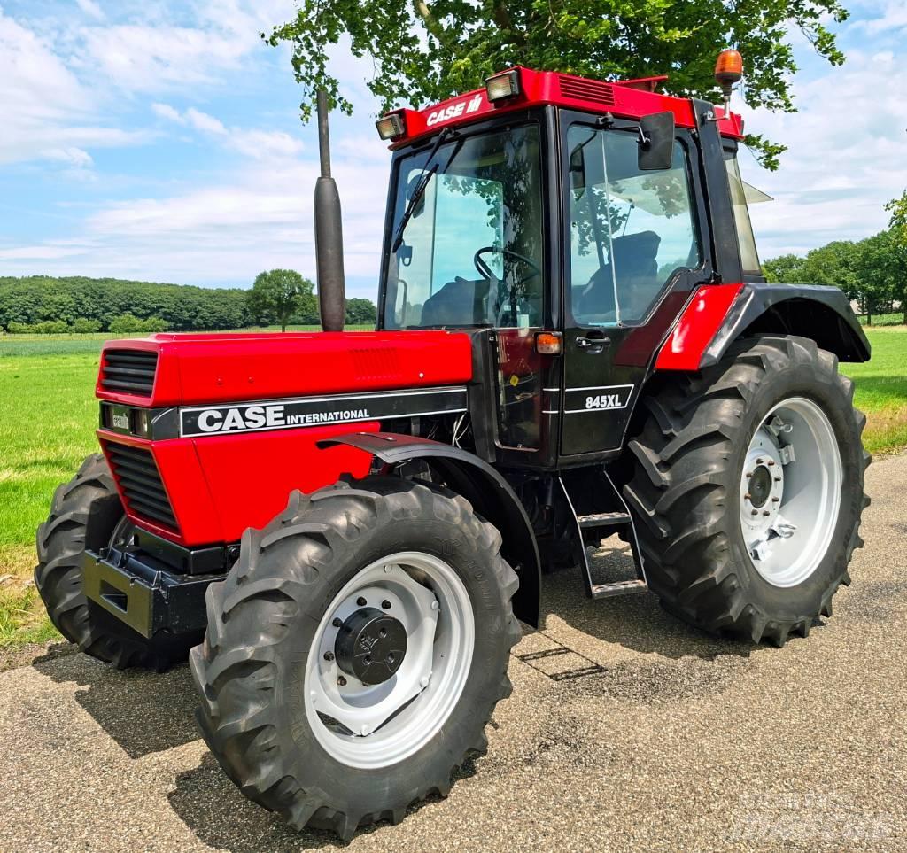 Case IH 845 xl 曳引機