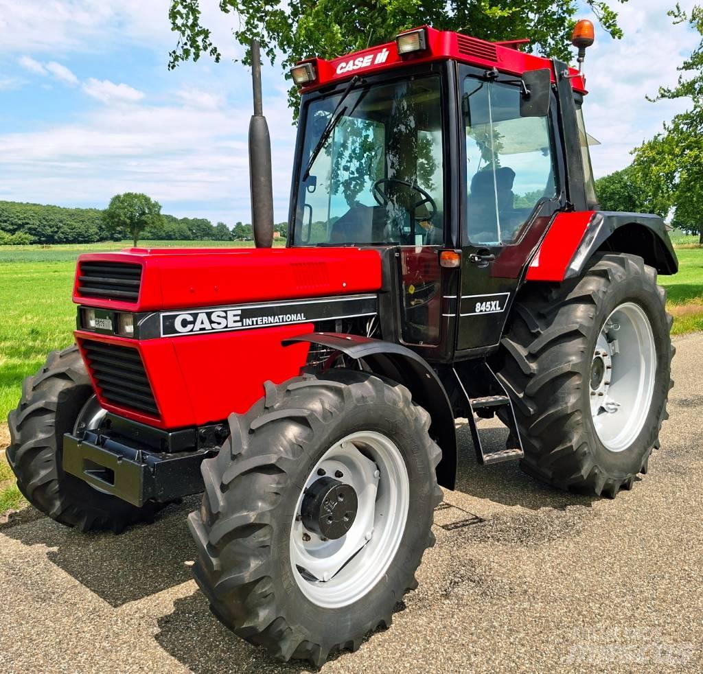 Case IH 845 xl 曳引機