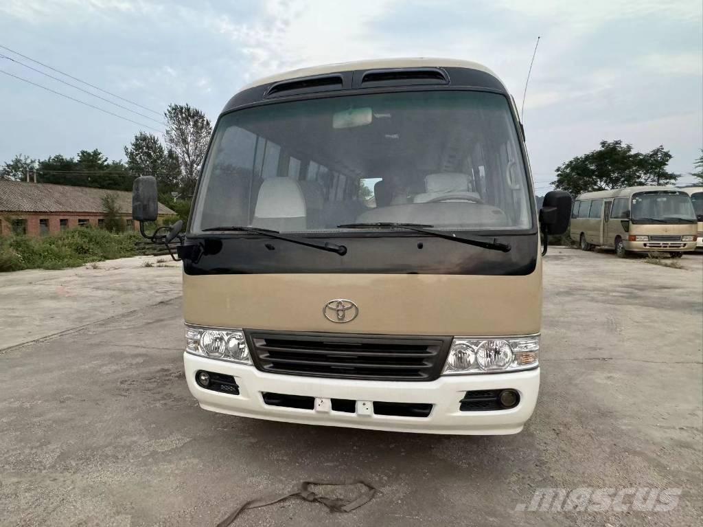 Toyota Coaster Bus 迷你巴士